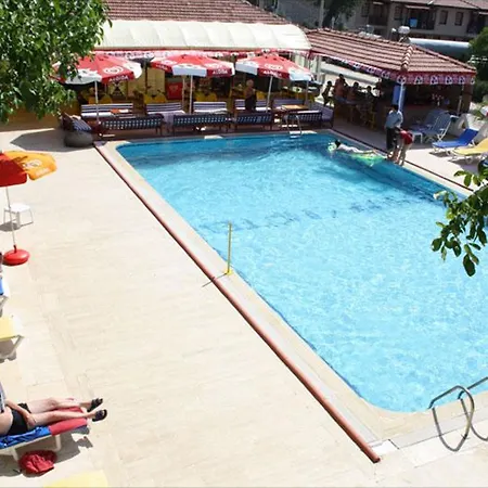 Hotel Happy Nur 3*